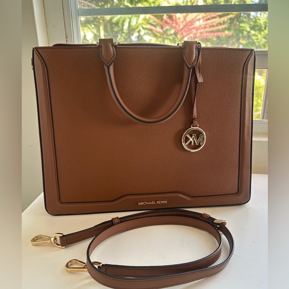 Michael Kors Jessie Large Tote 38S1CI6T3L
